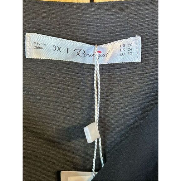 Rose gal cold shoulder dress black size 3X nwt (0775)￼ - Picture 4 of 8